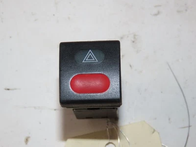 bouton de warning citroËn SAXO (S0, S1) 655426 225799 - Photo 1/3
