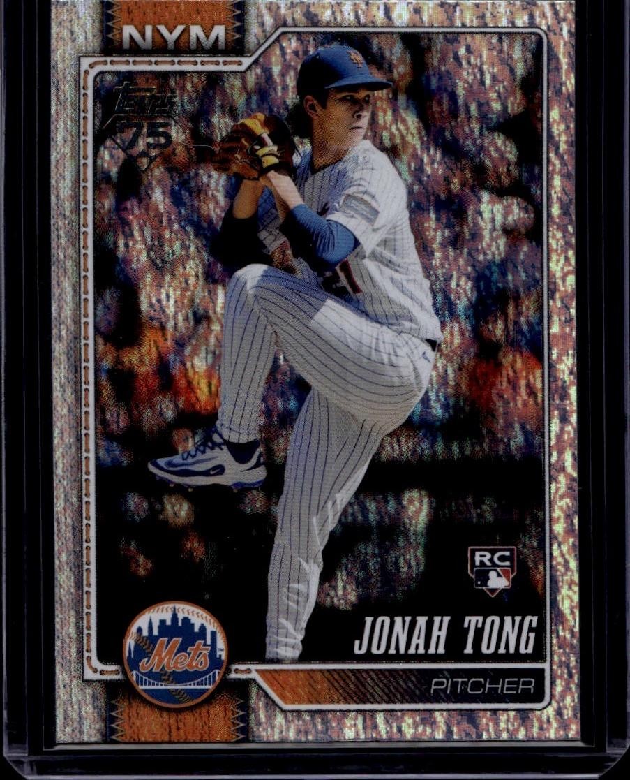 2026 Topps #4 Jonah Tong Sandglitter