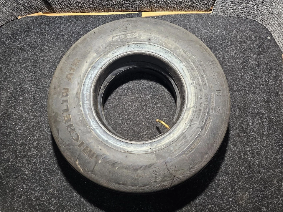 (QTY2) Michelin Air 22X6.6-10 Aircraft Tubeless Tires 22PLY 0A1K8 Cut 6/32 Limit - Image 3 of 4