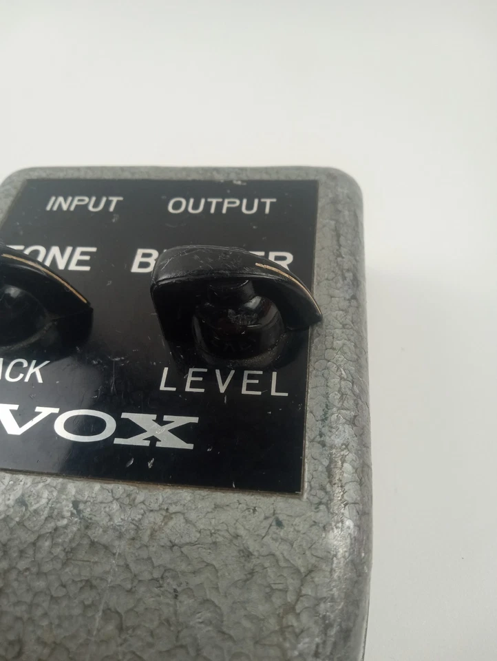 Pedal efecto guitarra vintage años 60 VOX Tone Bender Fuzz *para piezas o reparación* Foto 4 de 4