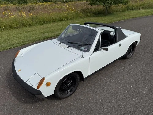 1974 Porsche 914 Coupe Image 1 of 4