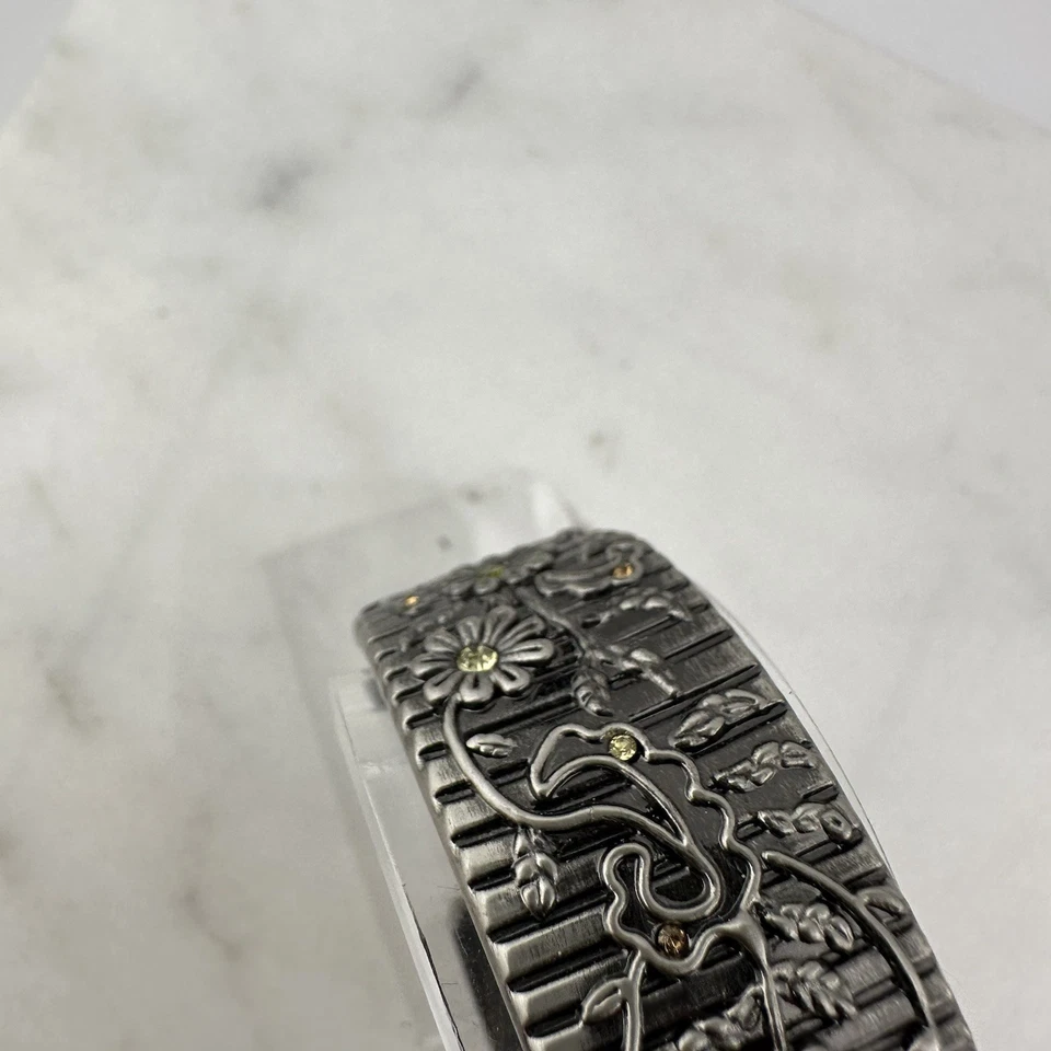 Decree Women’s Dark Colored Flowers Watch, Sz 6.2” - New Battery Installed - Image 4 of 4