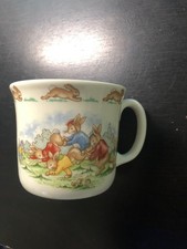 1936 ROYAL DOULTON "Bunnykins" Bone China Mug Wheelbarrow Race
