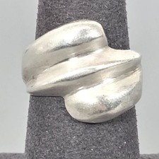 VTG Taxco Mexico Modernist Sterling Silver Fluted Ribbed Domed Ring Band Sz 7.75