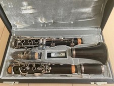 Buffet Crampon E-13 SP Bb Clarinet Woodwind Instrument with Case