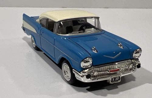 Chevrolet Bel Air diecast escala 1:43 Corgi azul blanco modelo de coche clásico - Imagen 4 de 8
