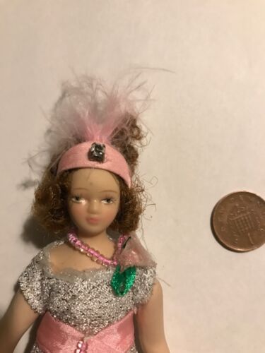porcelain dolls house doll - Picture 3 of 3
