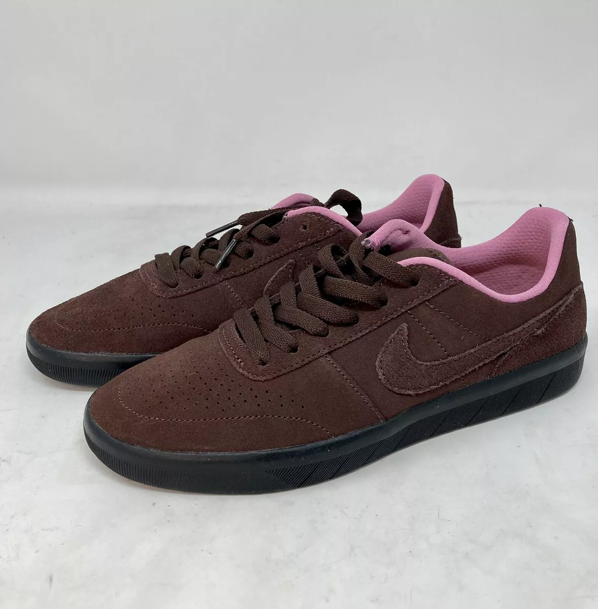 Nike sb sales team classic brown