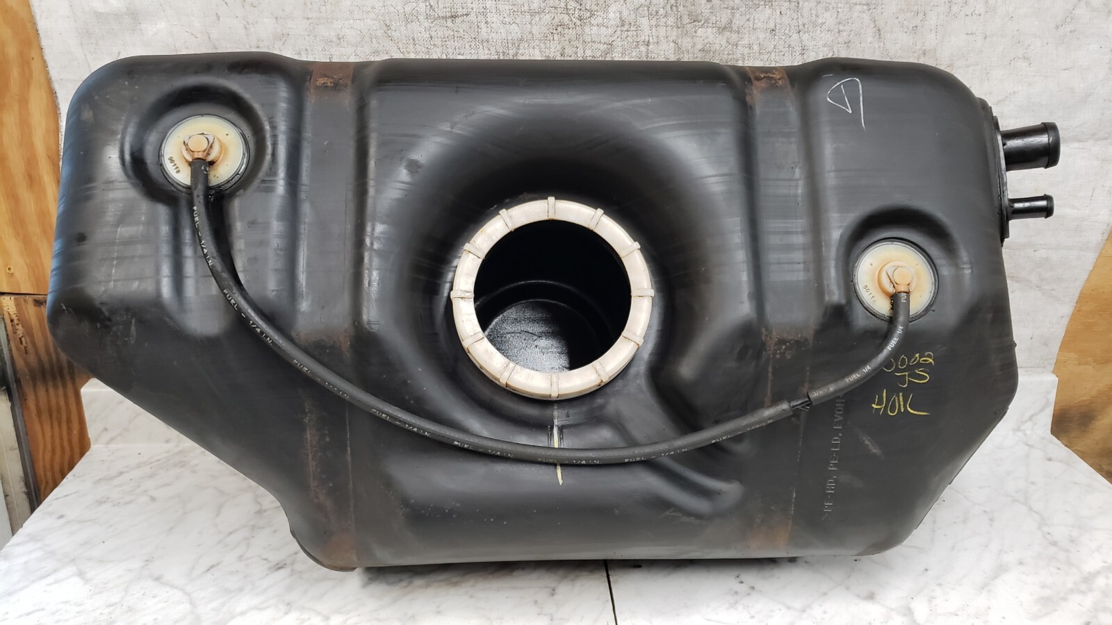 9702 OEM Jeep Wrangler TJ Fuel Tank 19 Gallon Gas Plastic 52018768AD eBay