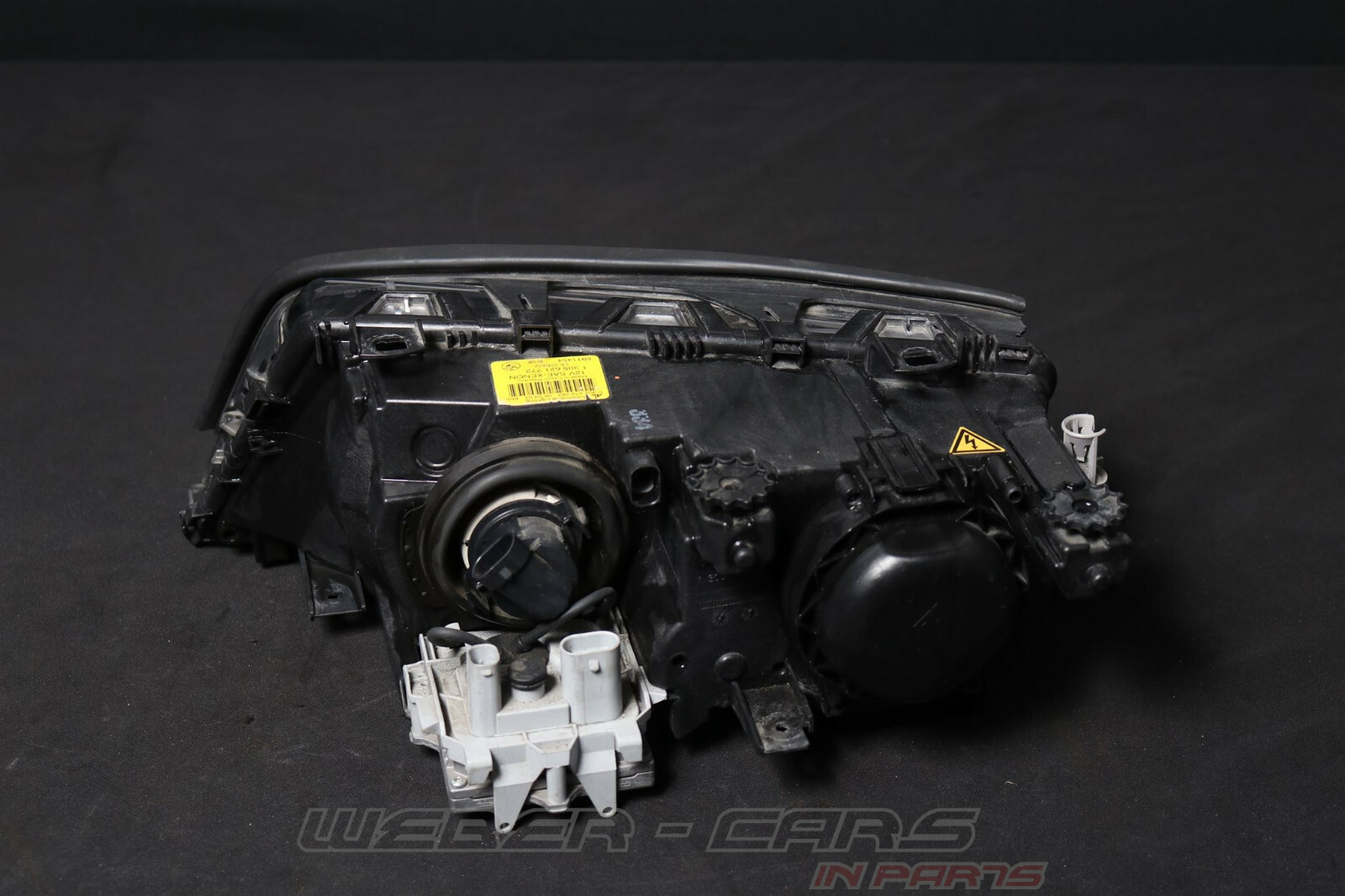 BMW 3 Series E46 - Headlamp Front Headlight Left 6902745 for sale  