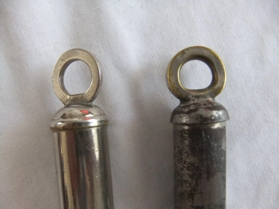 VINTAGE ACME REFEREE  & CITY WHISTLES  BRASS & METAL - Image 4 of 4