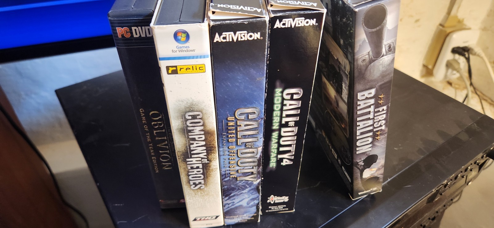 Lot Of 5 PC Games Call Of Duty, First Batallion, Company Heros