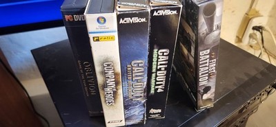 Lot Of 5 PC Games Call Of Duty, First Batallion, Company Heros