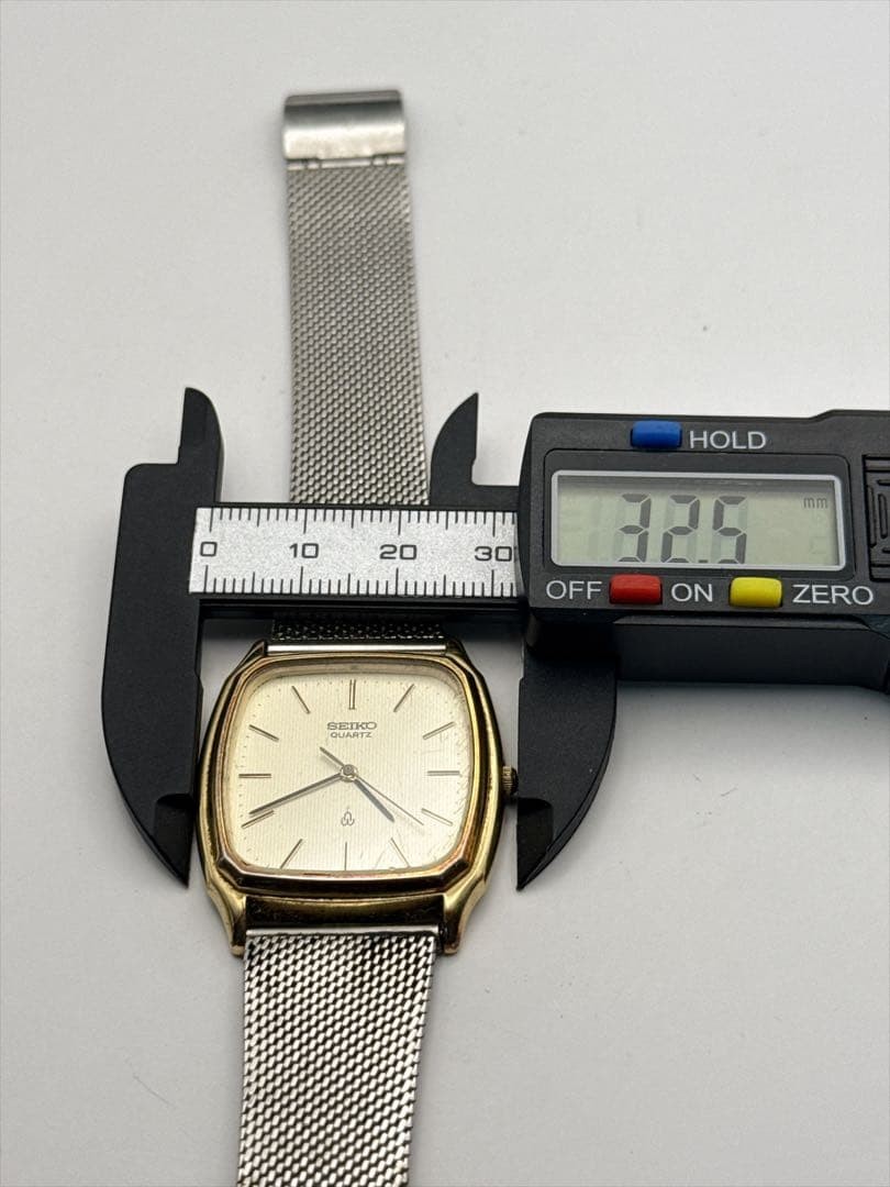 SEIKO 6030-5190 Quartz Gold Square Ivory Dial - Gem