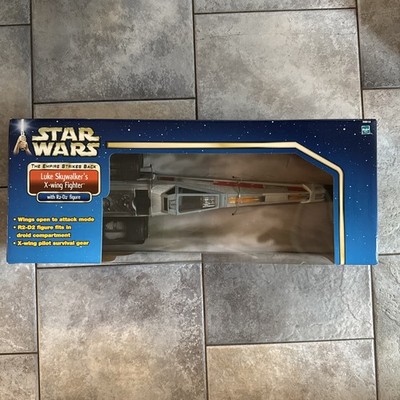 2002 Hasbro Star Wars Empire Strikes Back Luke Skywalker s X-Wing w/ R2-D2 NEW