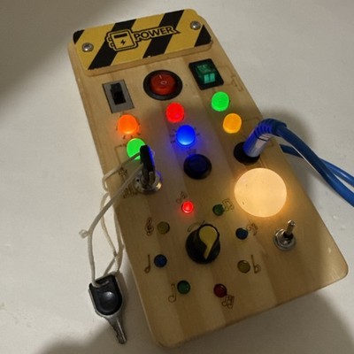 Wooden Busy Board Toy   Switches & Lights Montessori STEM Play 4-6y