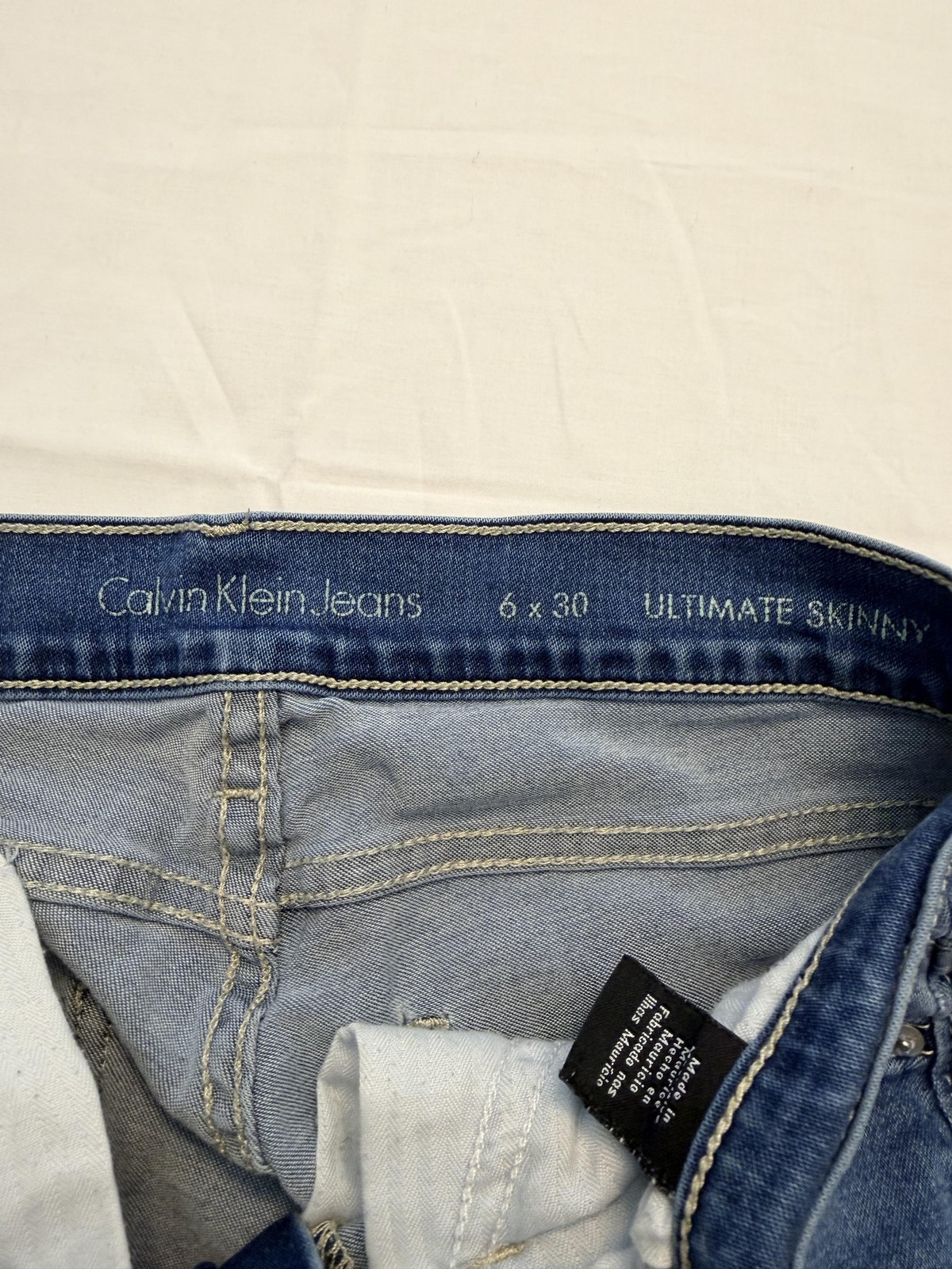 Calvin Klein Jeans Ultimate Skinny Jeans Womens 6 Blue Medium Wash 26x30 Stretch thumbnail 6