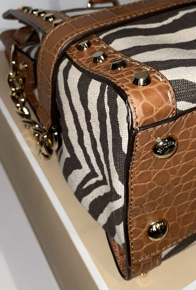 全新无标签 Michael Kors Hamilton 金色镶嵌斑马印花帆布手提包从未使用过 — 第 3/4 张图片