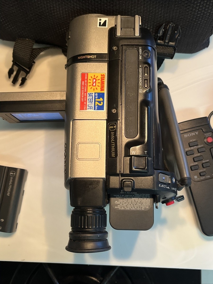 Sony CCD-TRV615 Stereo Hi8 Camcorder Digital 72x Zoom Excellent