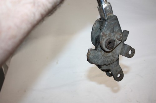 1977 thru 1981 C3 Corvette four speed 4-speed manual shifter assembly GM 378184 - Picture 4 of 7