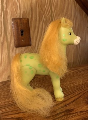 Strawberry Shortcake Fillies Pistachio Pony Filly 2004 Bandai