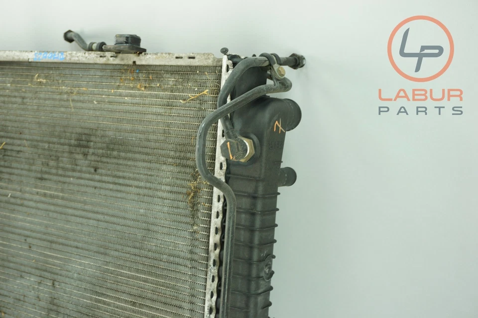 Radiador de refrigeración motor AMG R170 01-04 MERCEDES SLK320 SLK32 Z6768 Foto 4 de 4