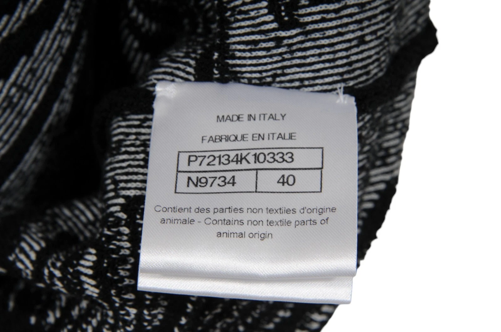 Felpa con cappuccio Chanel donna logo CC Lion Sea taglia 40 grande nero bianco pullover giacca