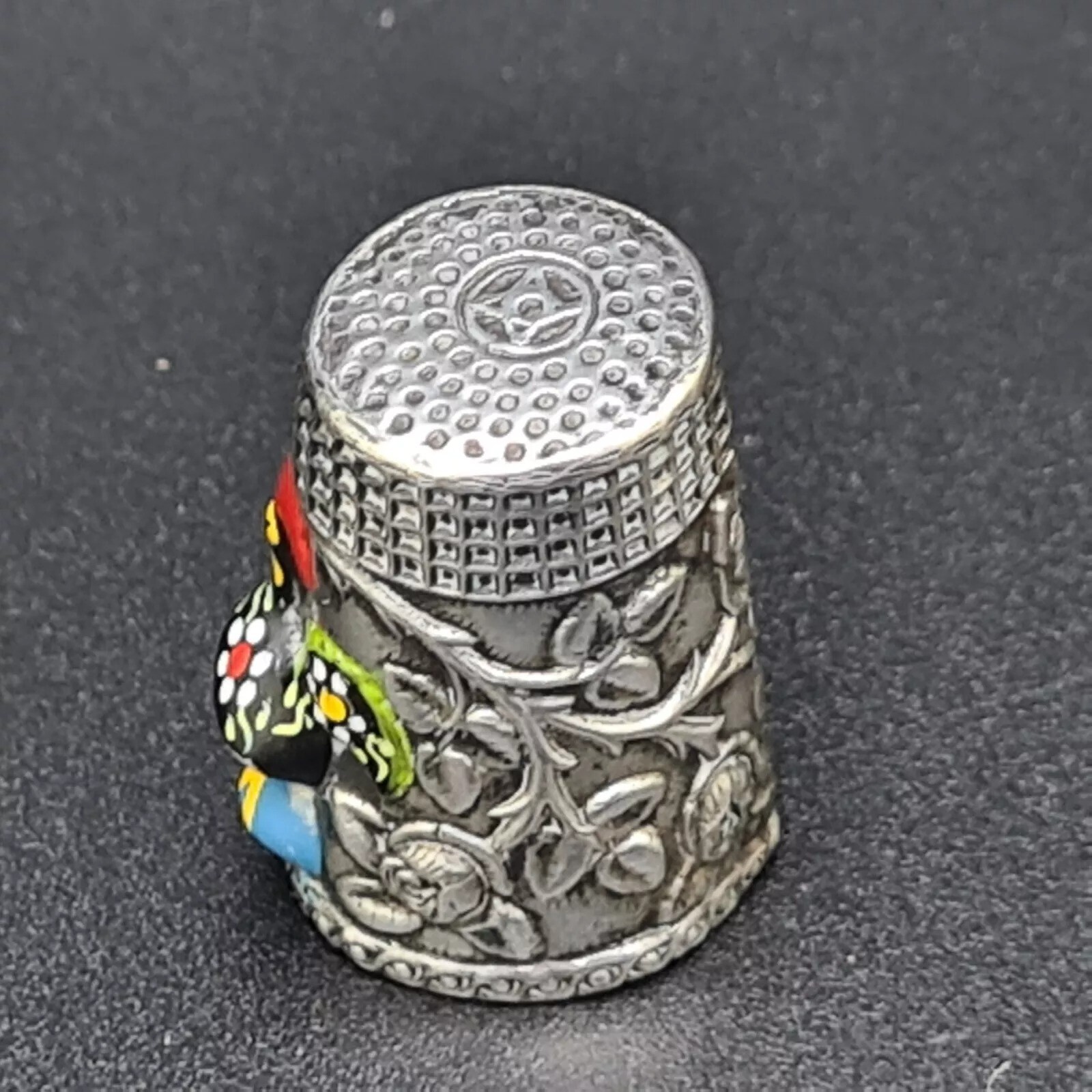 Silver Tone Enamel Gilt Thimble Cockerel Roses and Foliage Star on Top