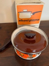 Show Pans 1 1/2  Quart Saucepan Vintage Orange Poppy NEW