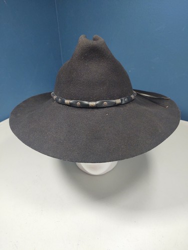 Felt Black Cowboy Hat With Leather Band 