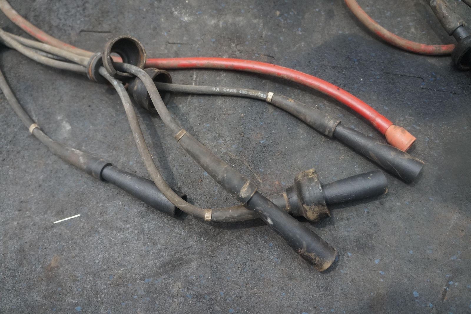 Set 2 Engine Ignition Spark Plug Lead Cable Wire 3.0L V8 Ferrari Mondial 8 1982