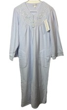 Women's MISS ELAINE Periwinkle Blue Zip Up Fleece Robe M Fleece Embroidered