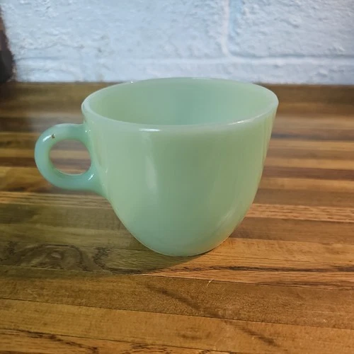 RARE FIRE KING JADEITE ST. DENIS OVEN GLASS LOGO 9 OZ. TEA CUP ANCHOR HOCKING