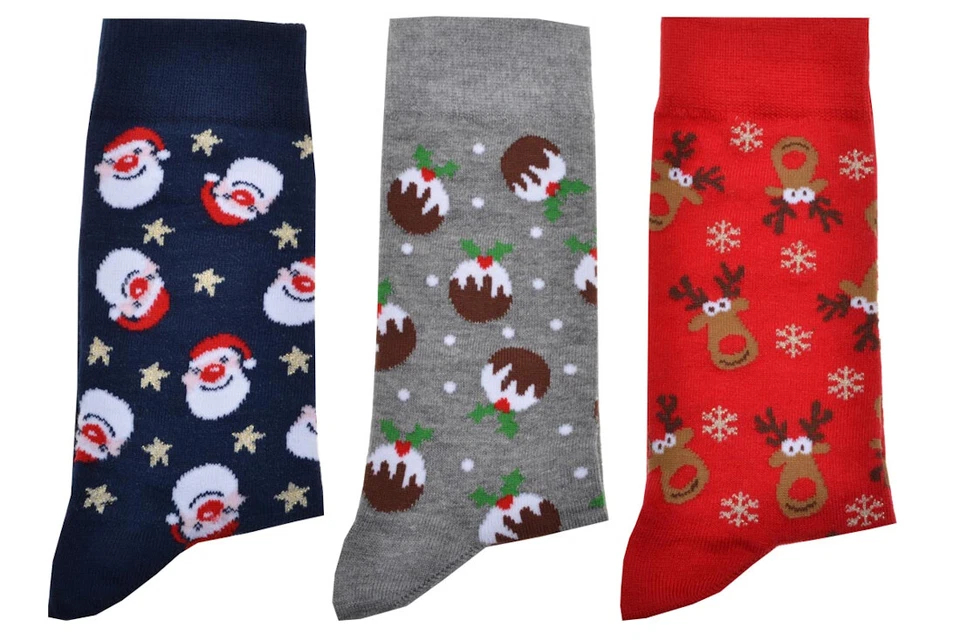 WB SOCKS 3 Pairs of Ladies CHRISTMAS Socks - Santa, Reindeer