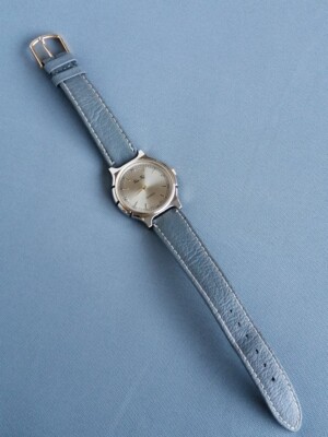 Montre Femme Yves Fély Quartz - Boîtier Acier 36mm, Cadran Argenté - Occasion Bon état
