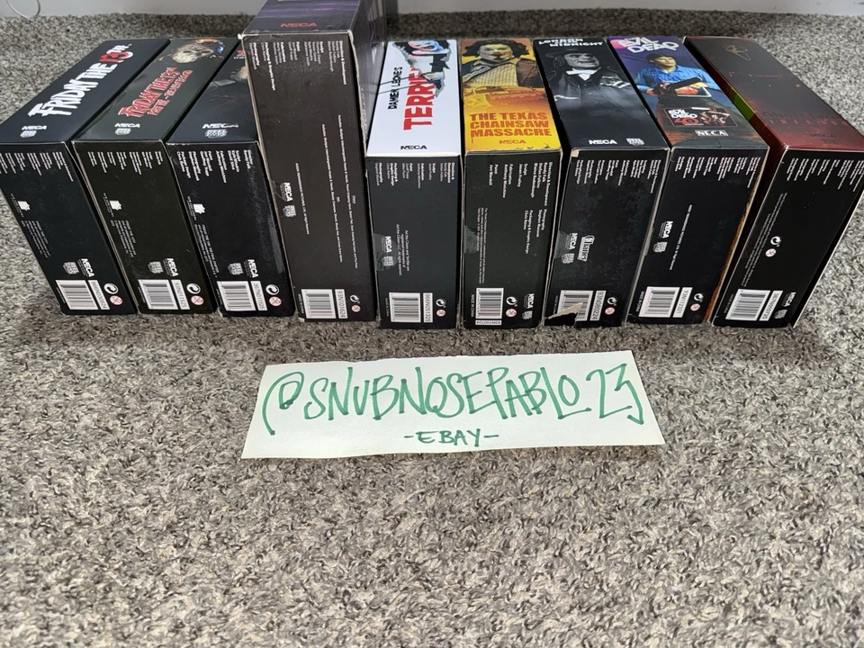 Lote de 9 figuras de acción de terror NECA Ultimate nuevas selladas en caja Ghostface Jason Foto 3 de 4