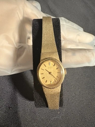 Vintage Women’s Seiko Gold Tone Quartz. Works Great. New Battery