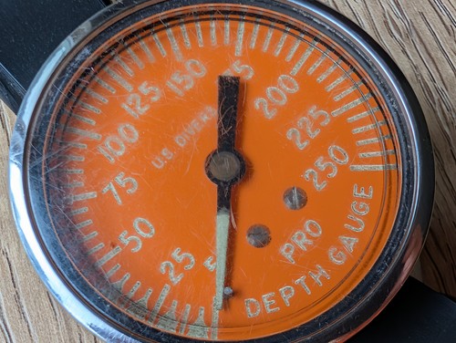 Massive Vintage 1960/70's U.S. Divers Aqua Lung Pro Depth Gauge FOR PARTS ONLY - Picture 3 of 24