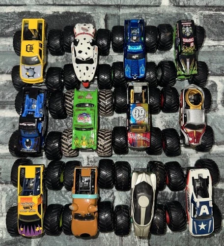 Lot of 12 Older/Vintage Monster Jam Hot Wheels Monster Truck 1:64 - Preowned