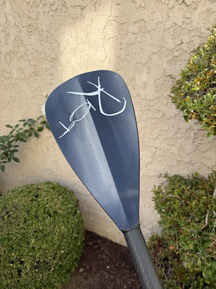 Riot PRO CARBON SUP Stand Up Paddle 65.5” 2 Piece Design Lightweight - Image 3 of 4