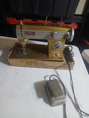 Vintage ''GOLD''  White Zig Zag Sewing Machine Model 765 Tested Working? Read