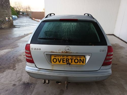 MERCEDES C220 CDI SPORT EDITION A 2.1 REAR TAIL LIGHT LEFT SIDE A2038202364 - Picture 3 of 9