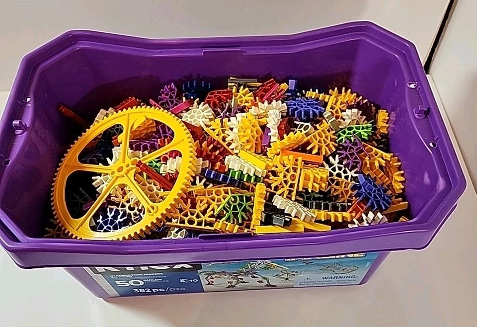 Conjunto de construção K'NEX Imagine Makers 50 construções 382 peças + conjunto de passeio emocionante com motor - Imagem 2 de 4