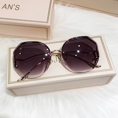Tea Gradient Sunglasses Women Lens Curved Temples Sun 