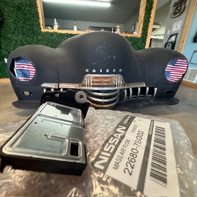 (1) Sensor de flujo de aire másico MAF genuino Nissan Infiniti 22680-7S000 igual que el distribuidor Foto 3 de 4