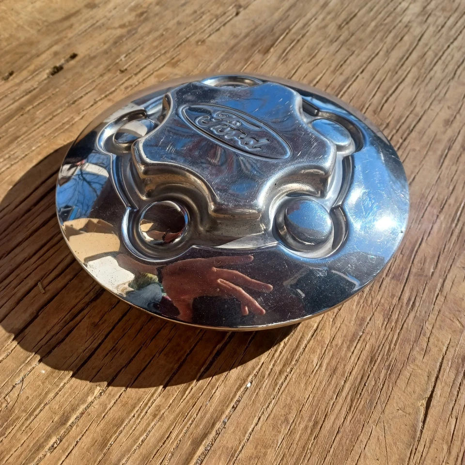 Ford Crown Victoria Police Interceptor center cap 2003-2011 p/n 3W73 1A096 BA 01 - Image 2 of 3