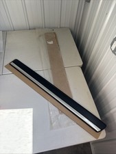 New Oem 2003-2007 Chevrolet Silverado Tahoe Front Right Door Molding 15199305 New Oem 2003-2007 Chevrolet Silverado Tahoe Front Right Door Molding 15199305