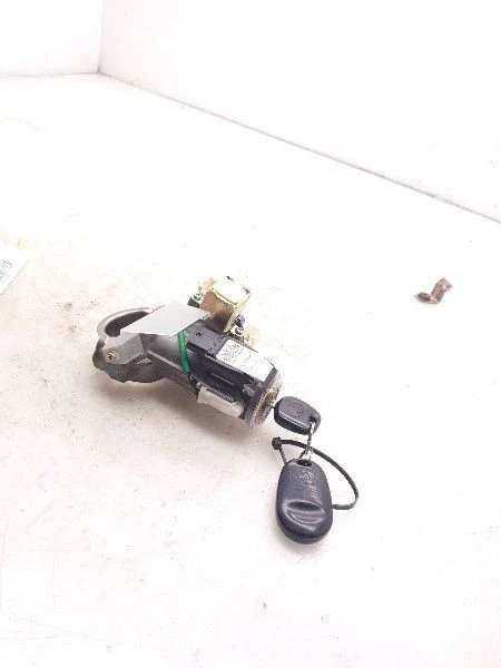 04 05 06 07 08 09 10 TOYOTA SIENNA IGNITION SWITCH WITH KEY - Image 3 of 4