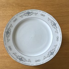 Diane Fine Porcelain China Dinner Plates Set of 12  White Blue Floral Japan