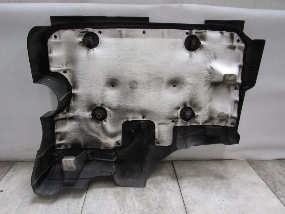 Tampa do motor 01 02 03 04 05 06 LEXUS LS430 - Imagem 2 de 4